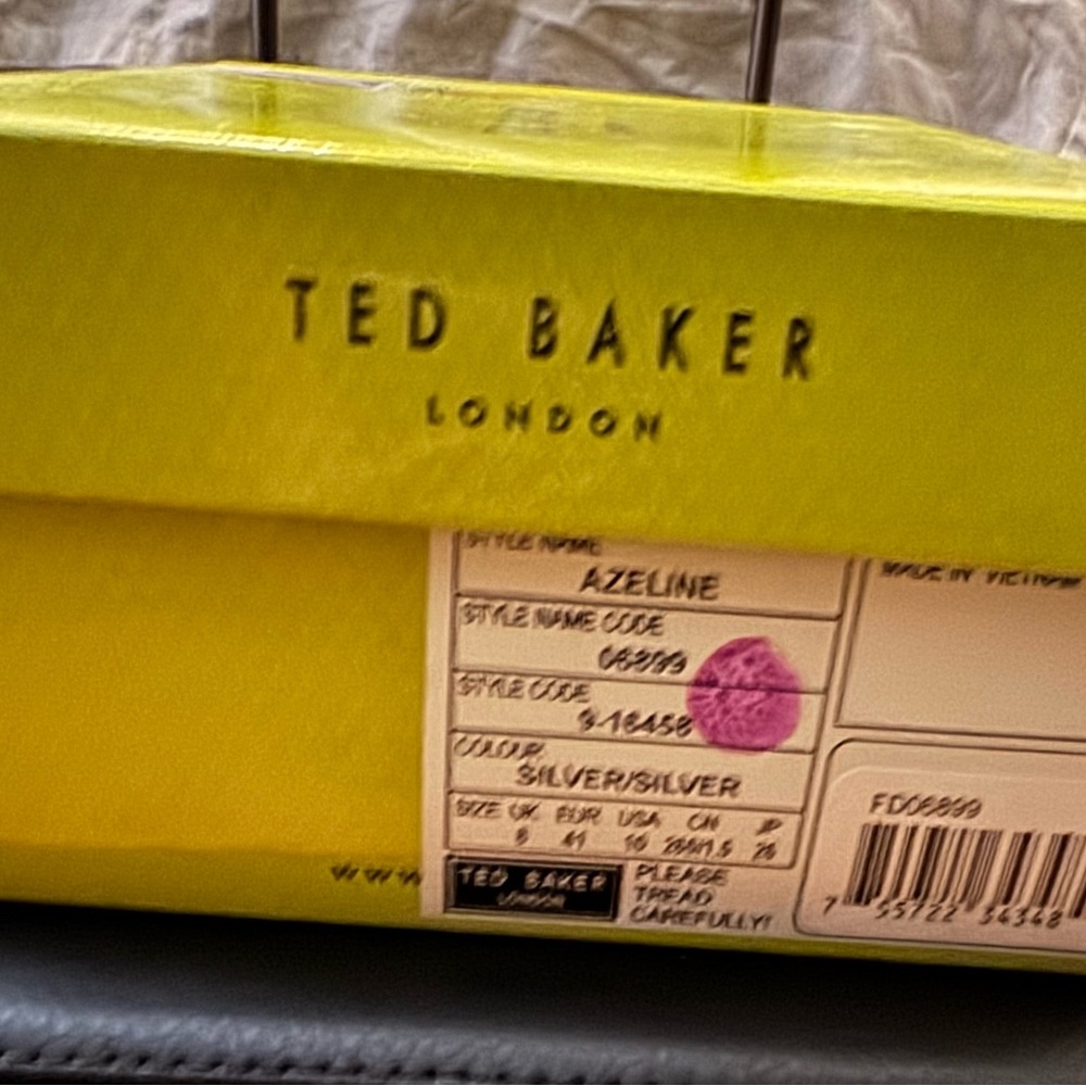 New Ted Baker Metallic Silver Heels with Bows - Picture 8 of 9